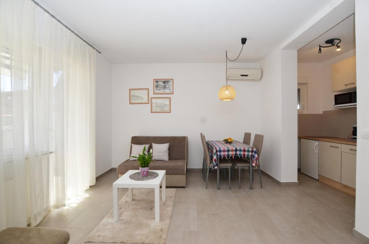 M&N Apartment Rovinj Exterior foto